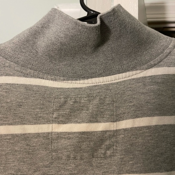 Large Hollister Polo - Picture 8 of 8